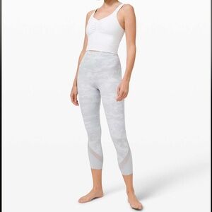 BNWT Lululemon Wunder Under High Rise Crop Legging/Tight 23"- Camo